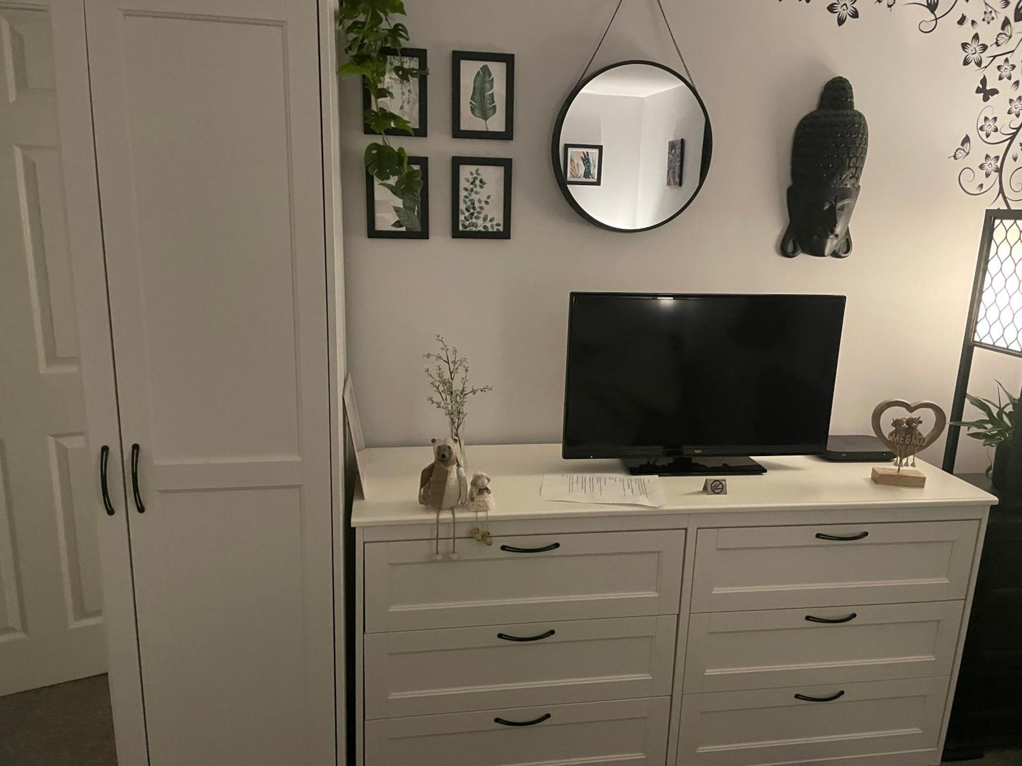 Cosy Home From Home With Private Bathroom - Free Parking Cardiff Exterior photo